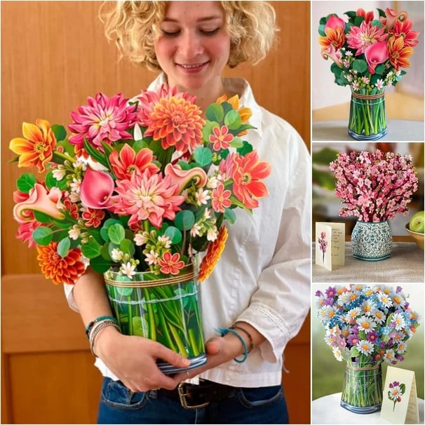 BloomCard™ A Bouquet as Grand as Your Love