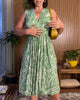 Evelyn™ Gracefully Accentuates Curves