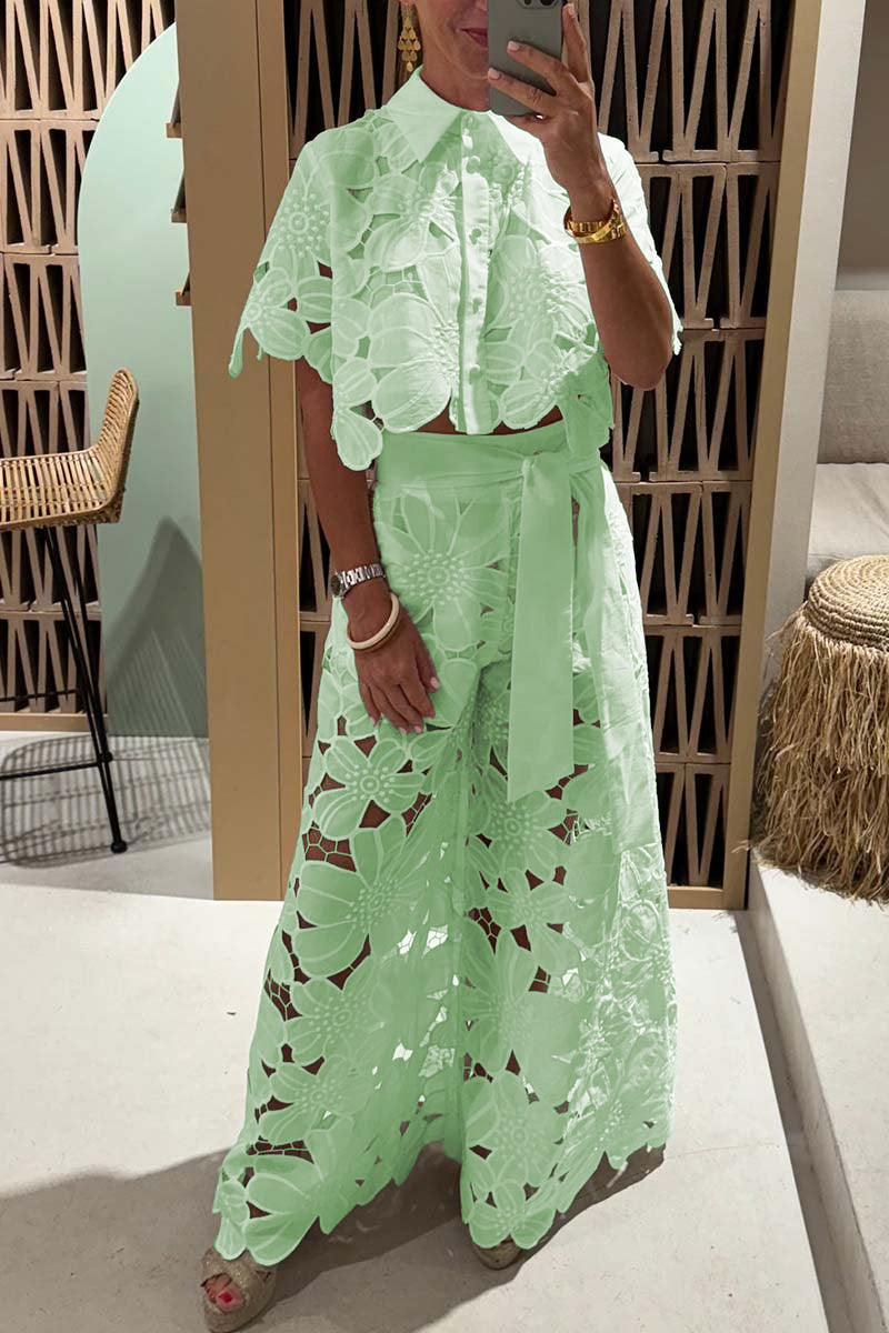 Bailey™ Gracefully Detailed Elegance
