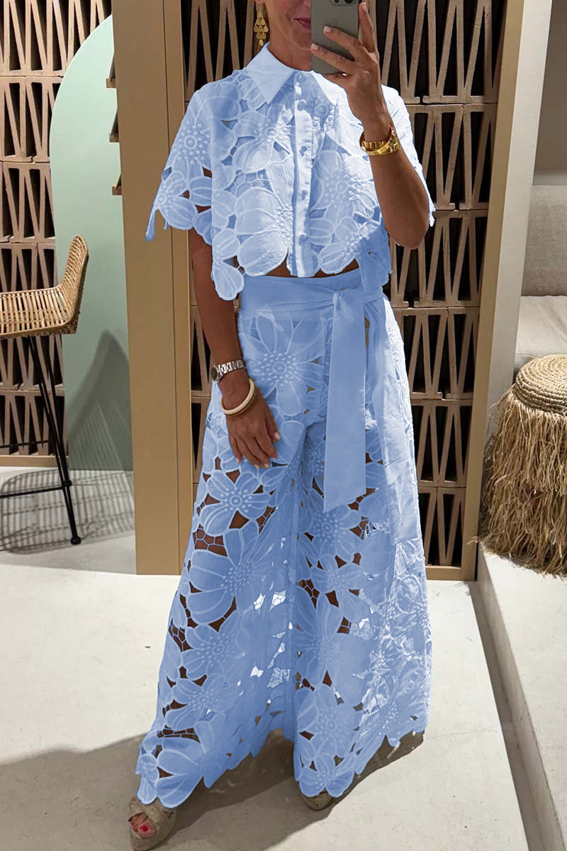 Bailey™ Gracefully Detailed Elegance