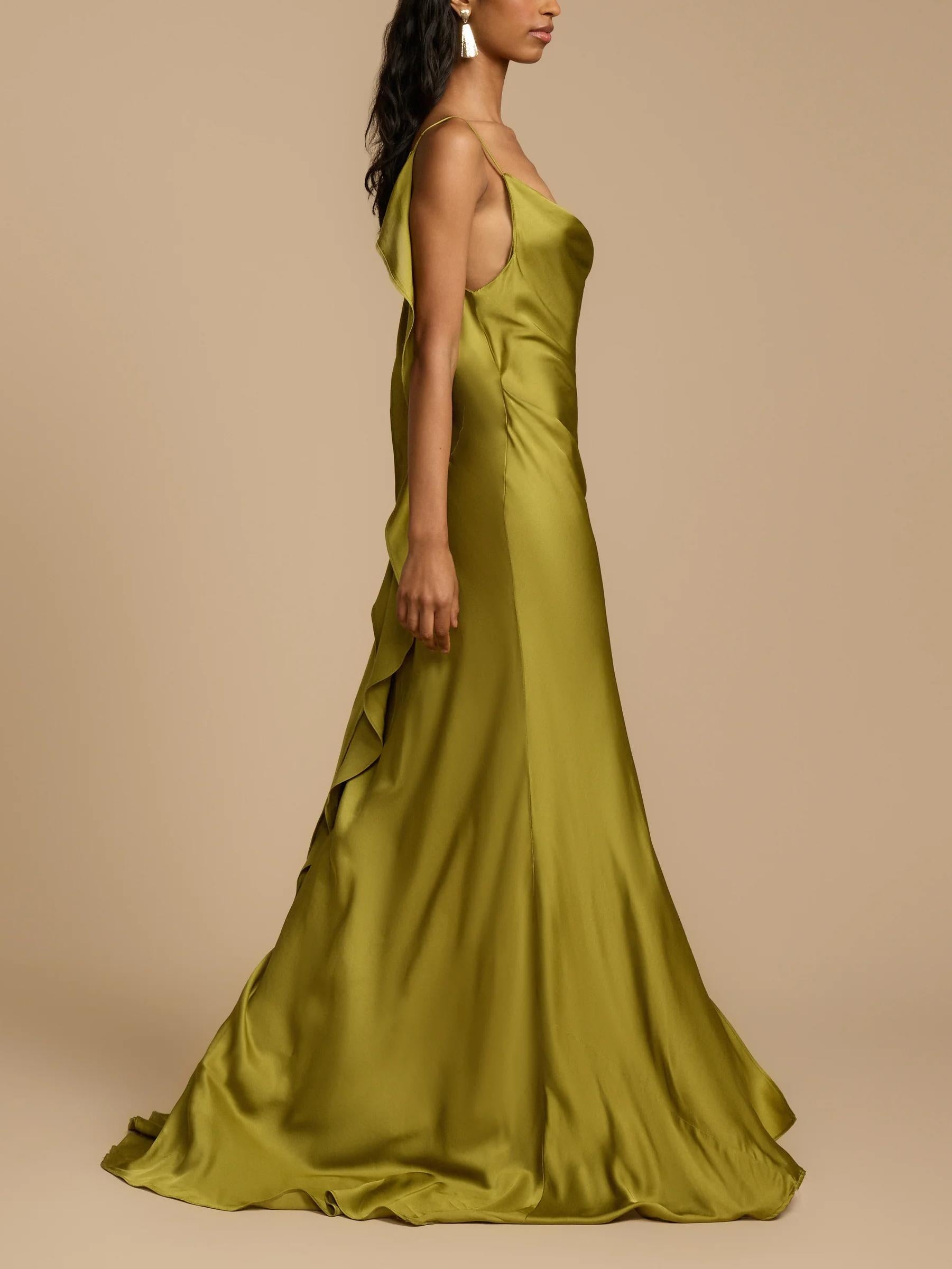 Adriana™ Unforgettable Night Look