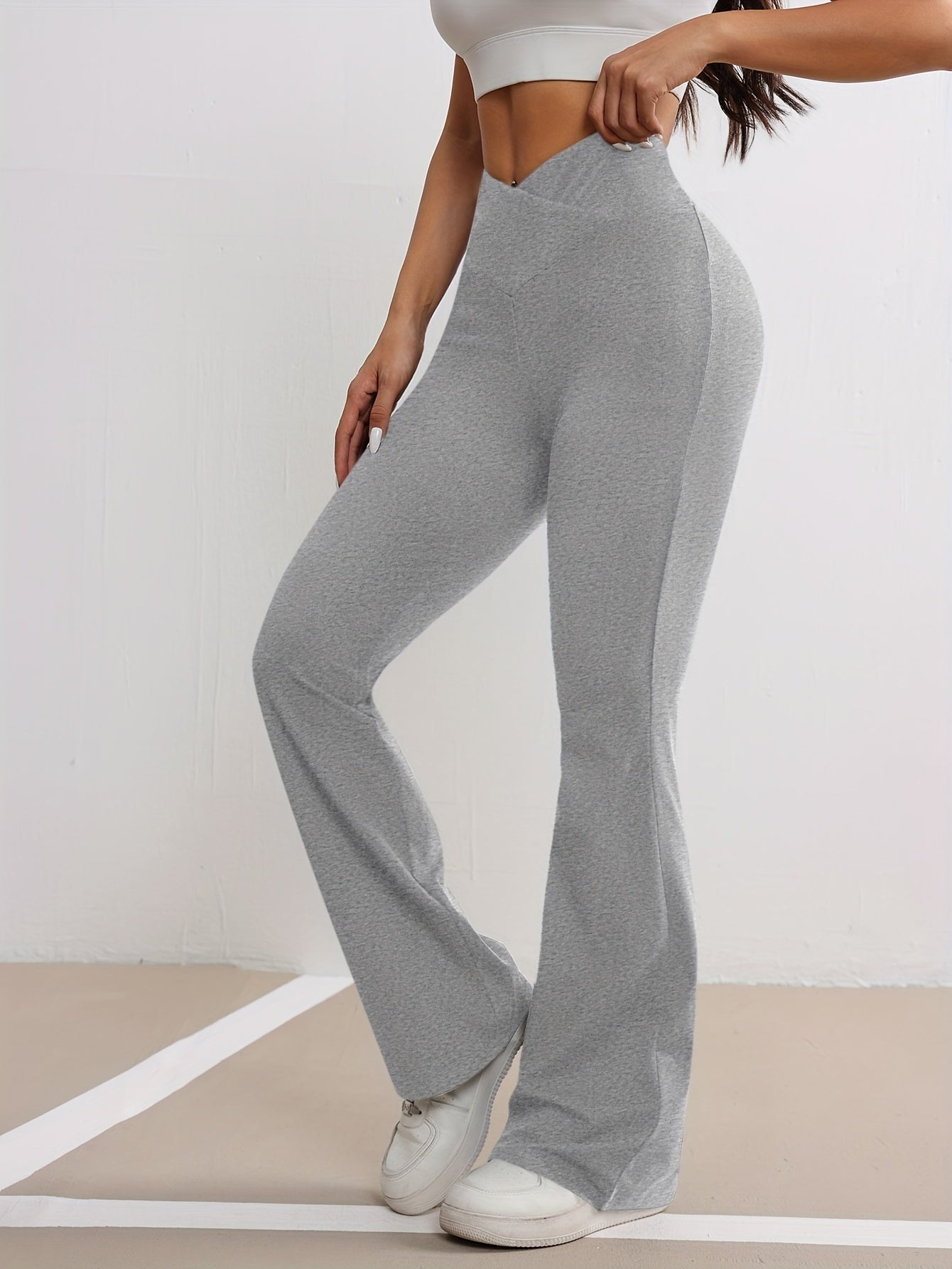 Beatrix – High-Waisted Tights with Crossed Legs for Women
