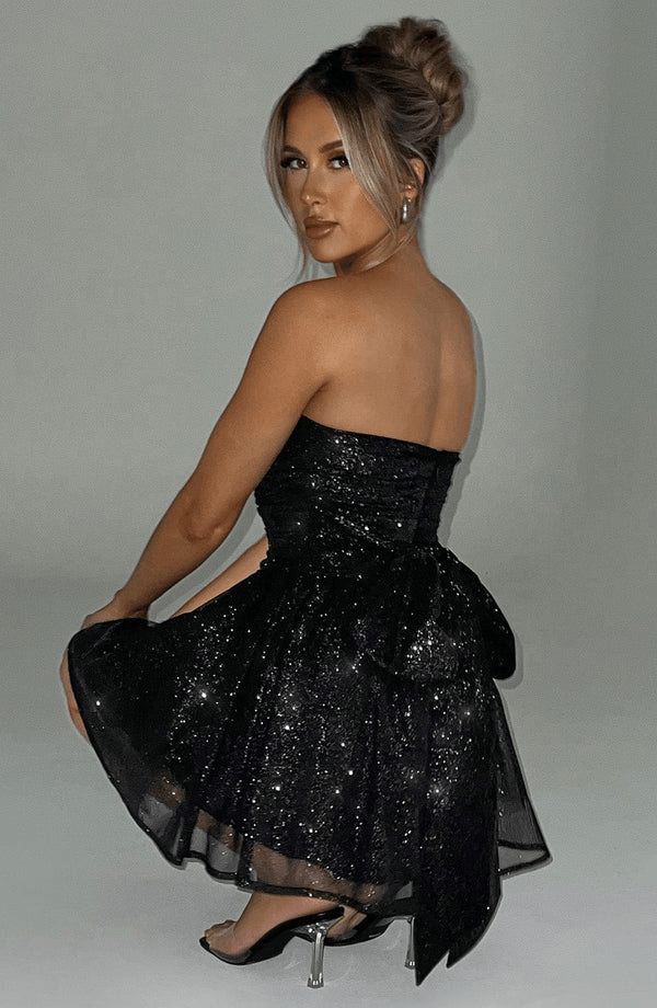 Amarice™ Showstopping Night Look