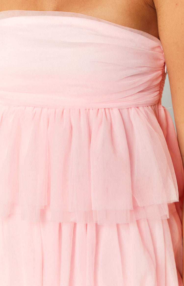 Thalia™ Chic Party Glam