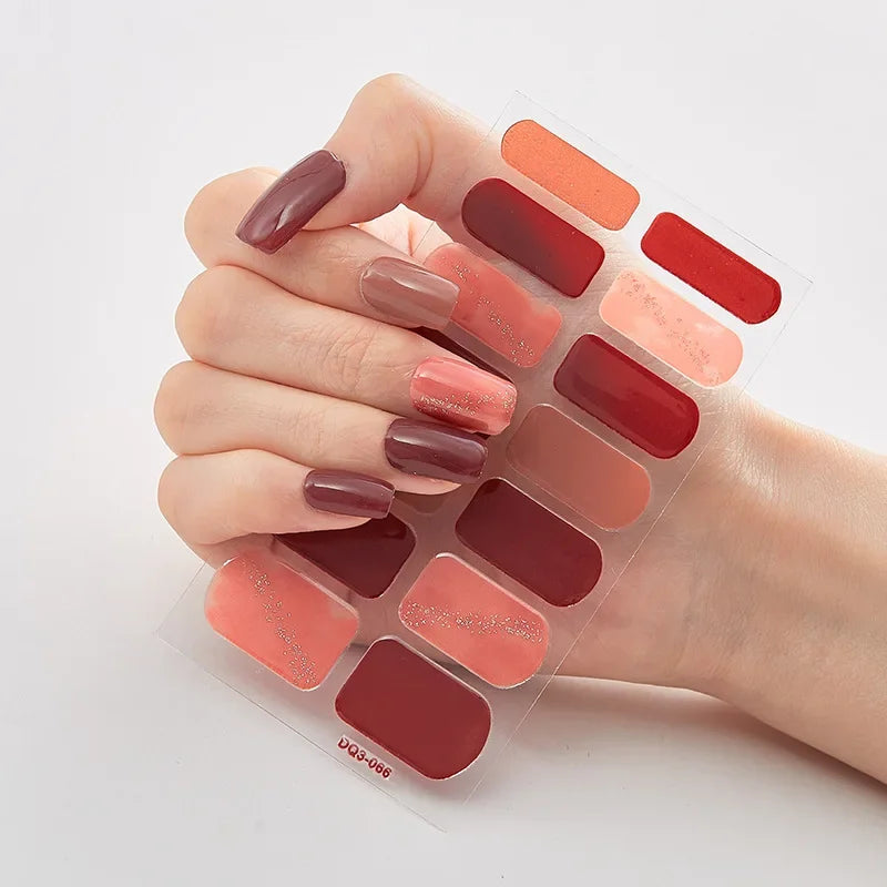 JollyNails™ Creative Holiday Nails