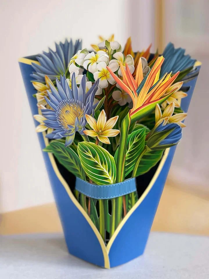 BloomCard™ A Bouquet as Grand as Your Love