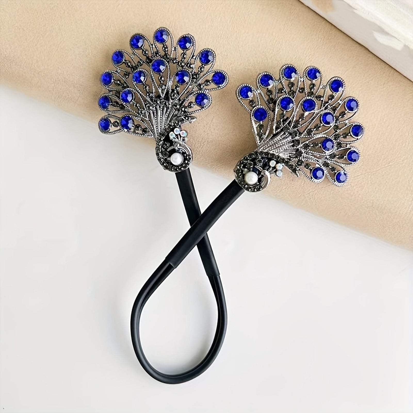 VintaClip™ Elegant Hair Companion
