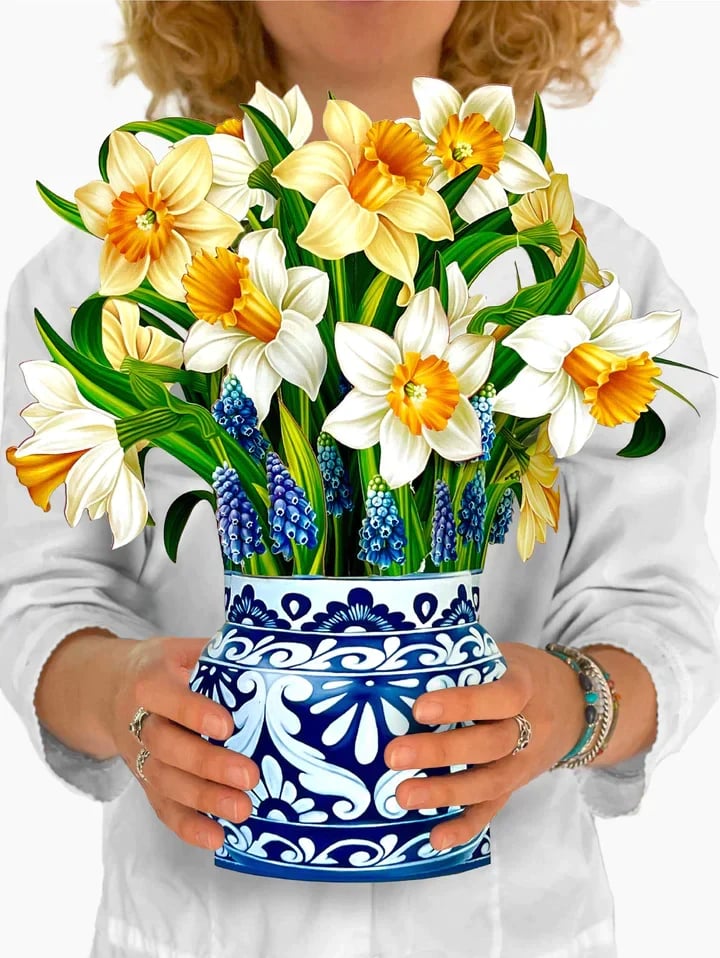 BloomCard™ A Bouquet as Grand as Your Love